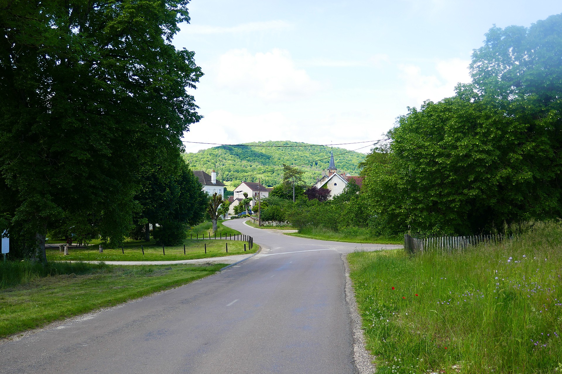 Entrée d'Agey