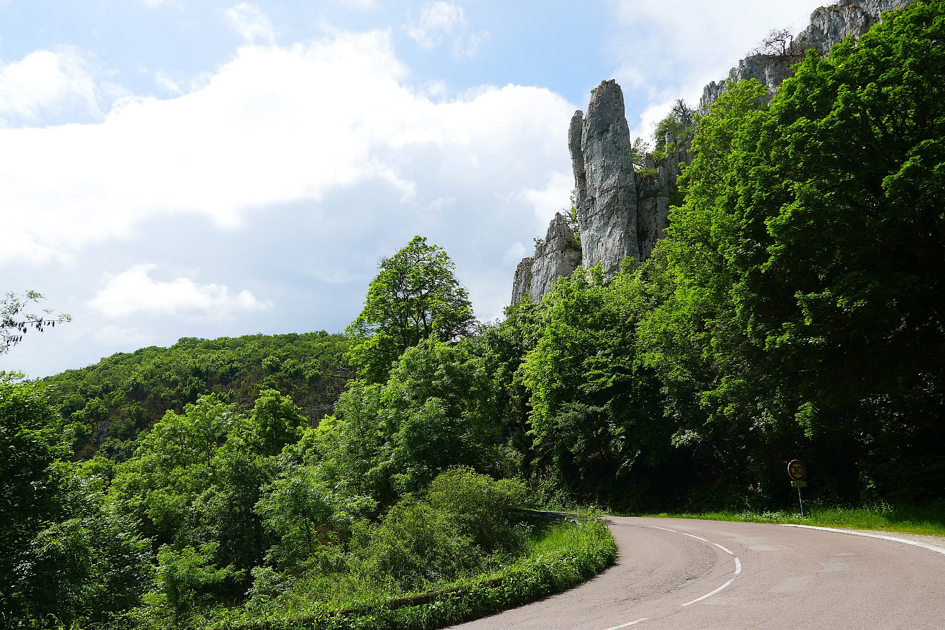 Descente vers Gevrey Chambertin, l'Aiguillon de Chamboeuf