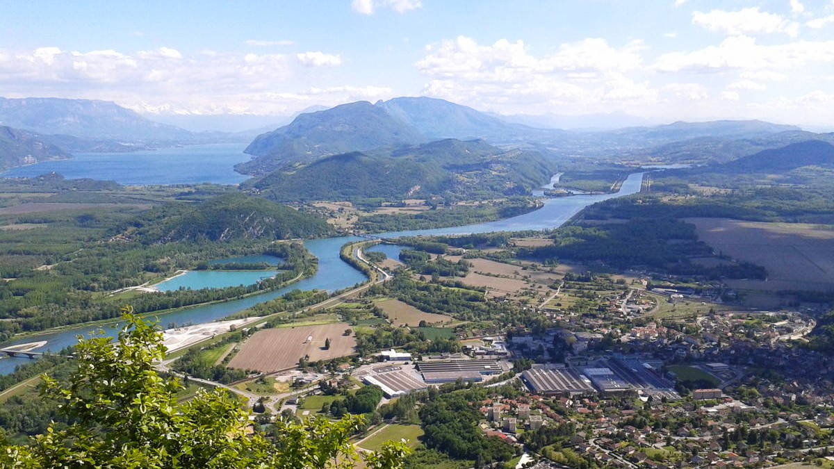 Lac du Bourget, chaîne de l'Epine et Rhône Culoz en contrebas.