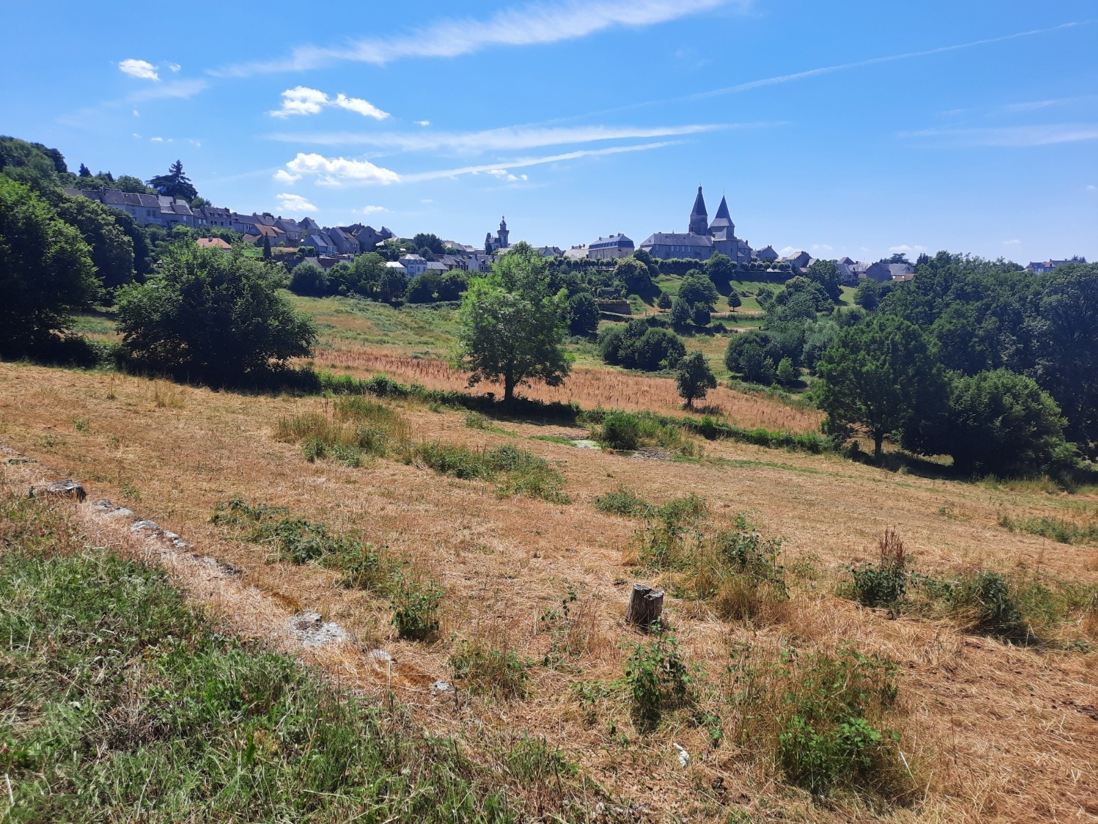 J2, Benevent l'Abbaye
