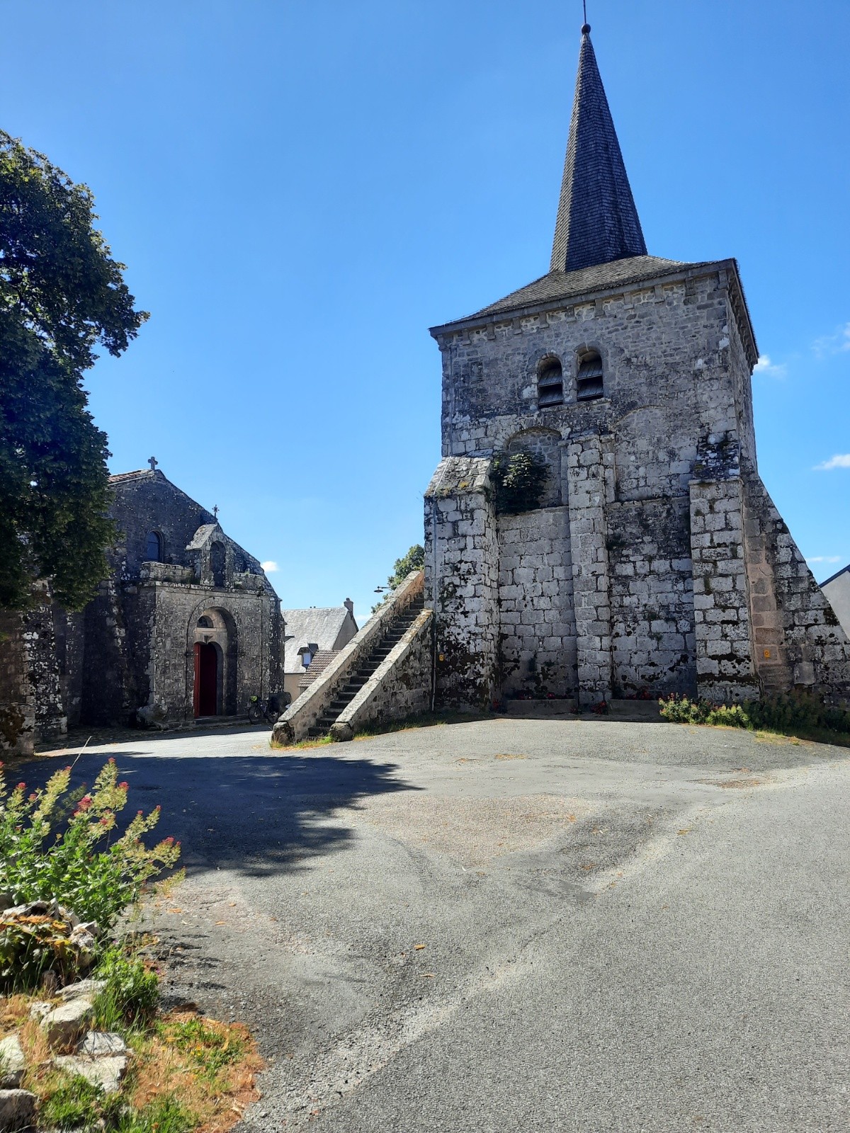 J1, Toulx Ste Croix