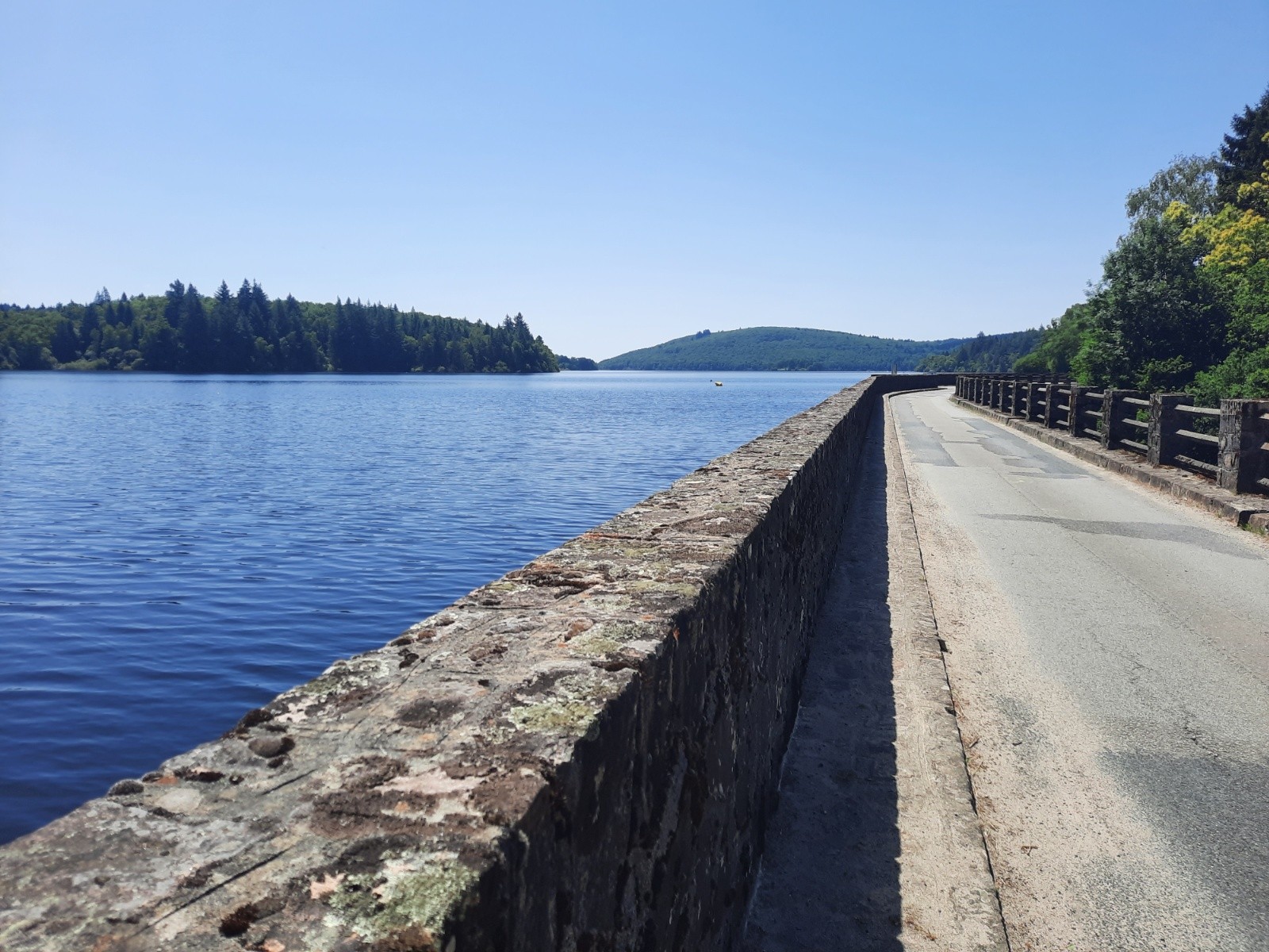 J3,au lac de Vassivière 