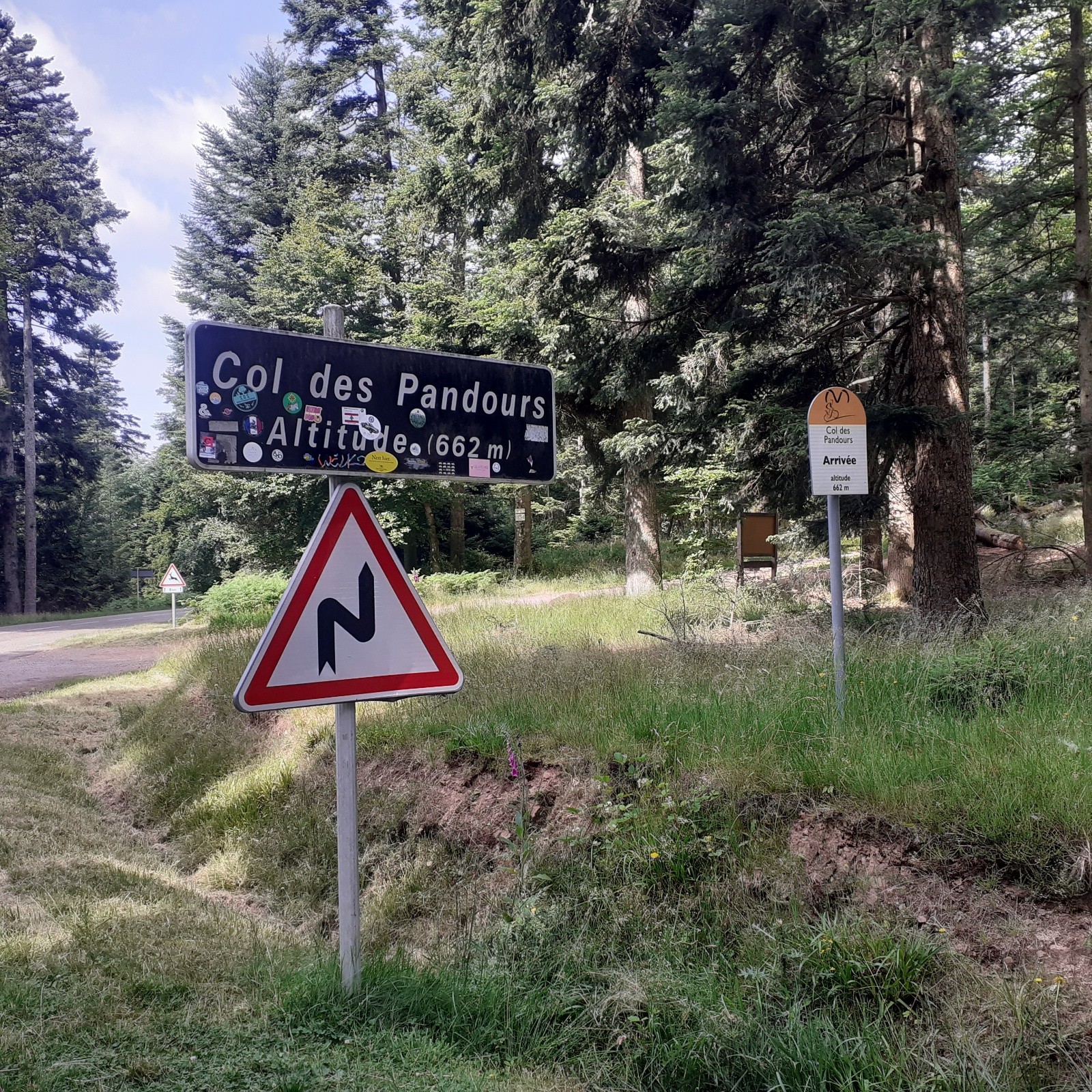 #14 J2, premier col de la journée au départ d J2, premier col de la journée au départ d'Engenthal