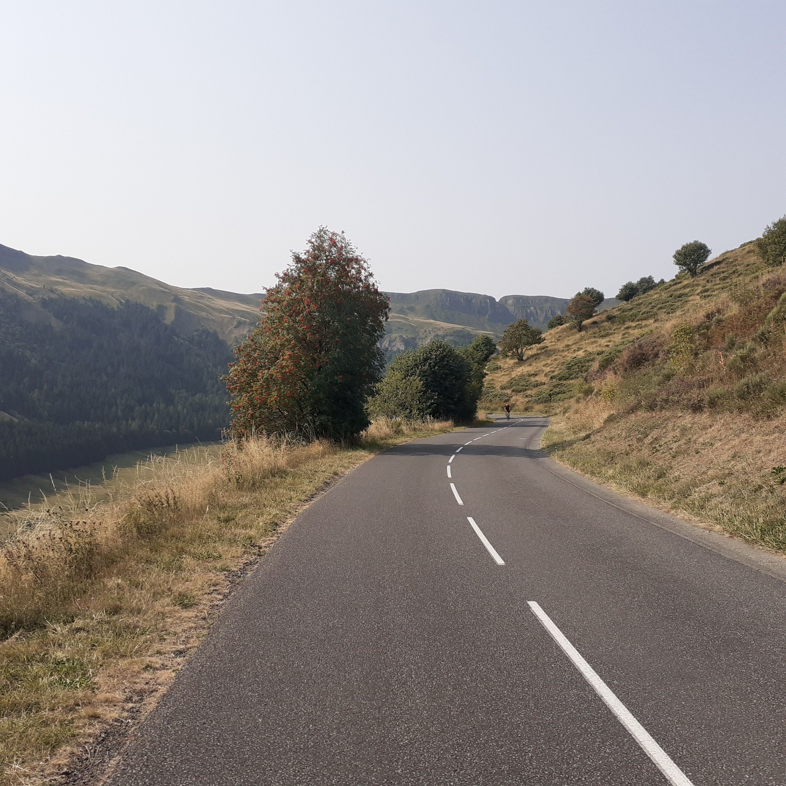 #13 J3, en route vers le Puy Marie J3, en route vers le Puy Marie