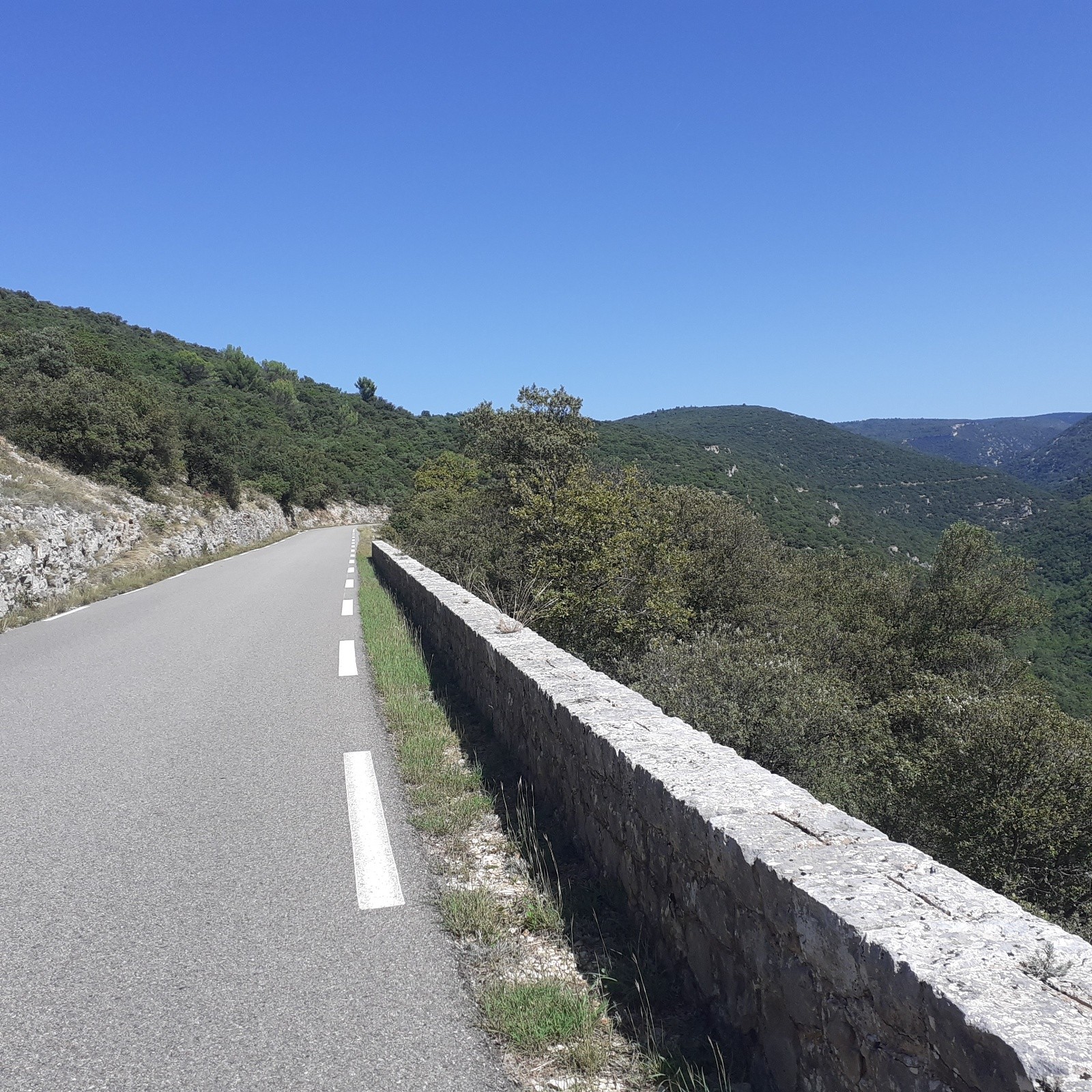 #9 J2, première pente les Gorges de la Nesque J2, première pente les Gorges de la Nesque