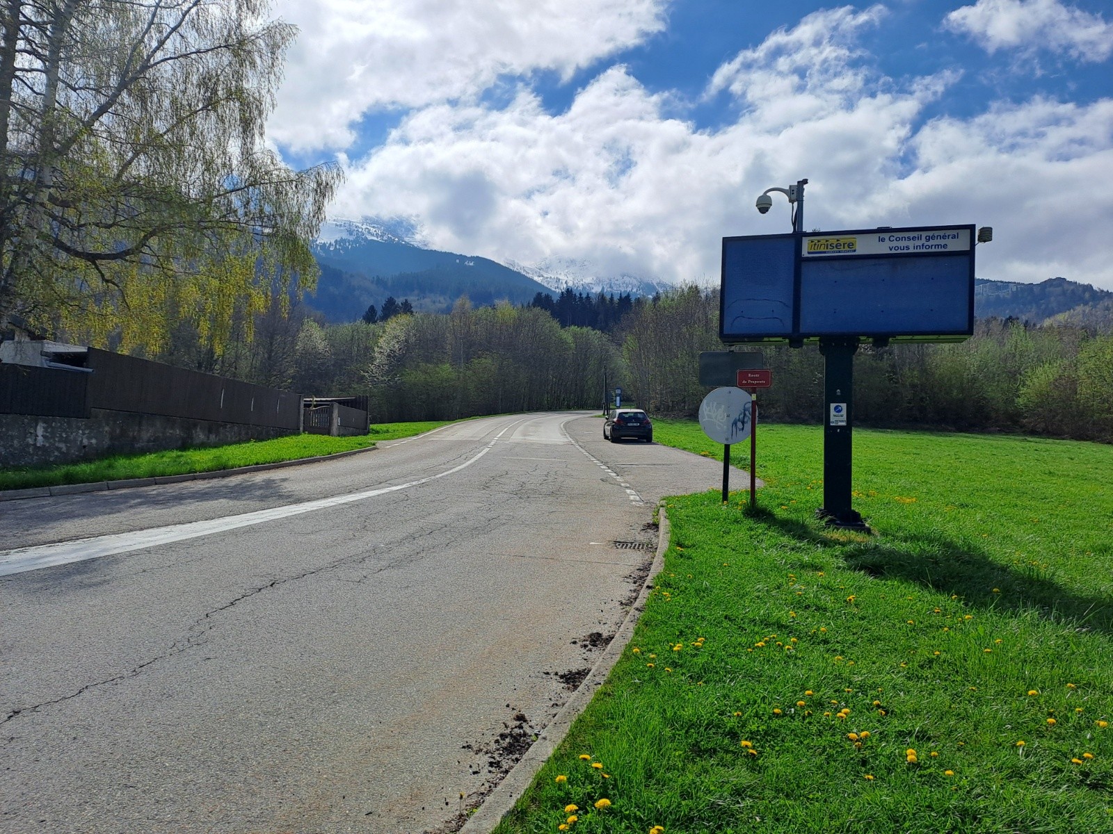 Nuage et neige sur Prapoutel&nbsp;