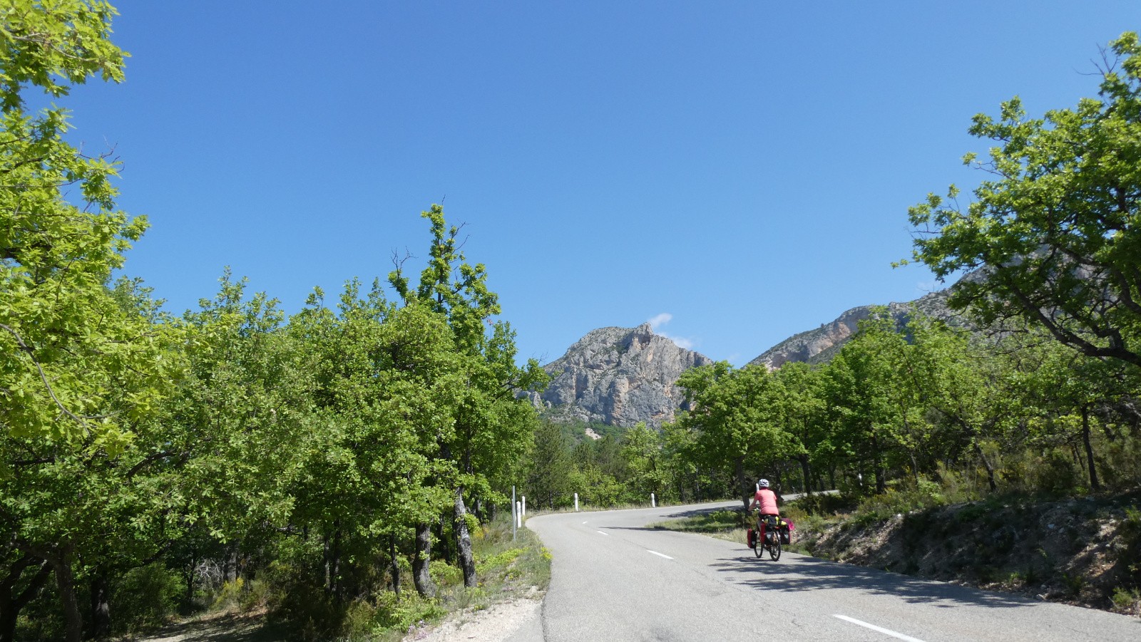 #12 Début de la montée à La Palud sur Verdon Début de la montée à La Palud sur Verdon