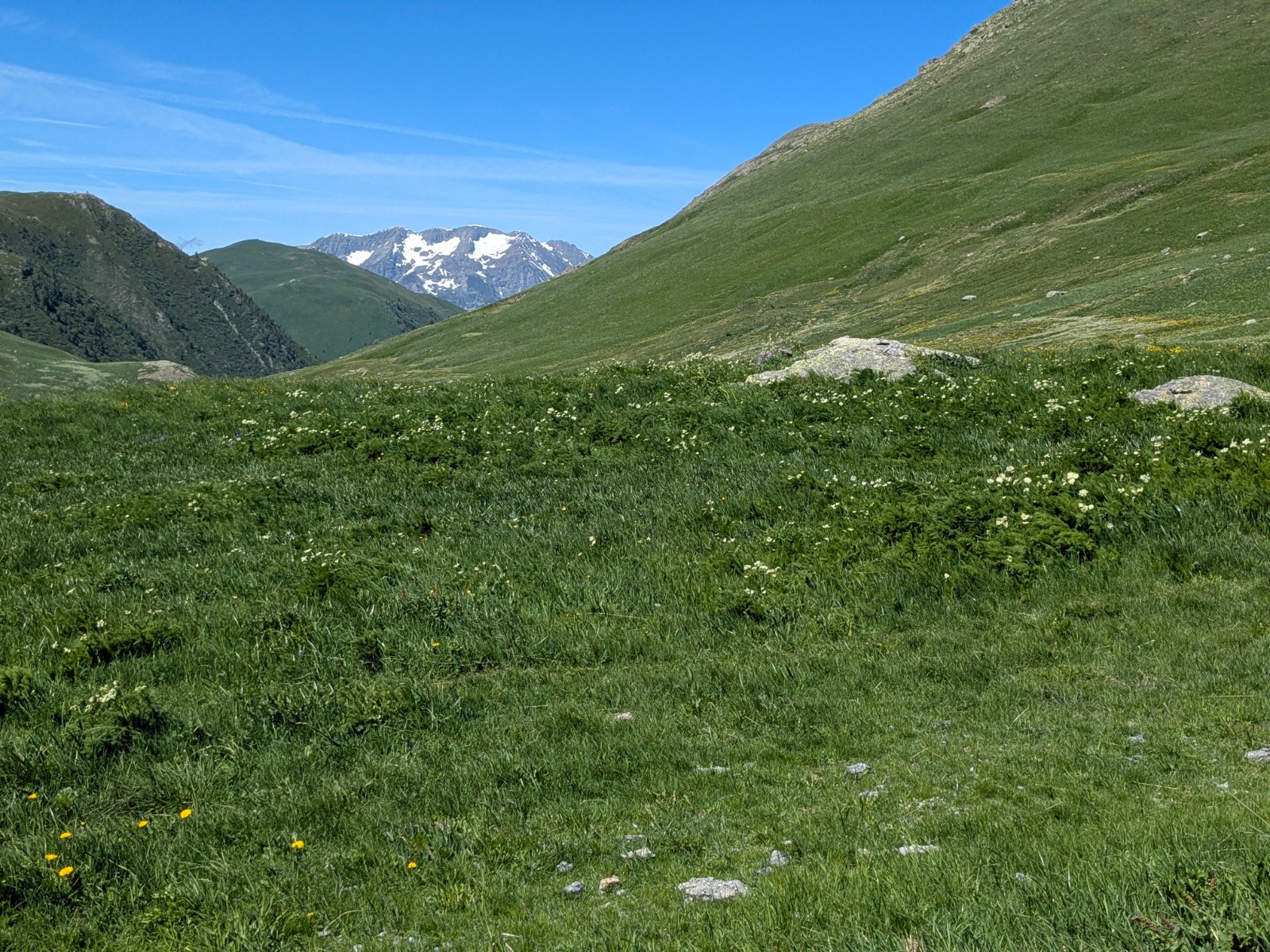 Au col de Sarennes....Le Taillefer