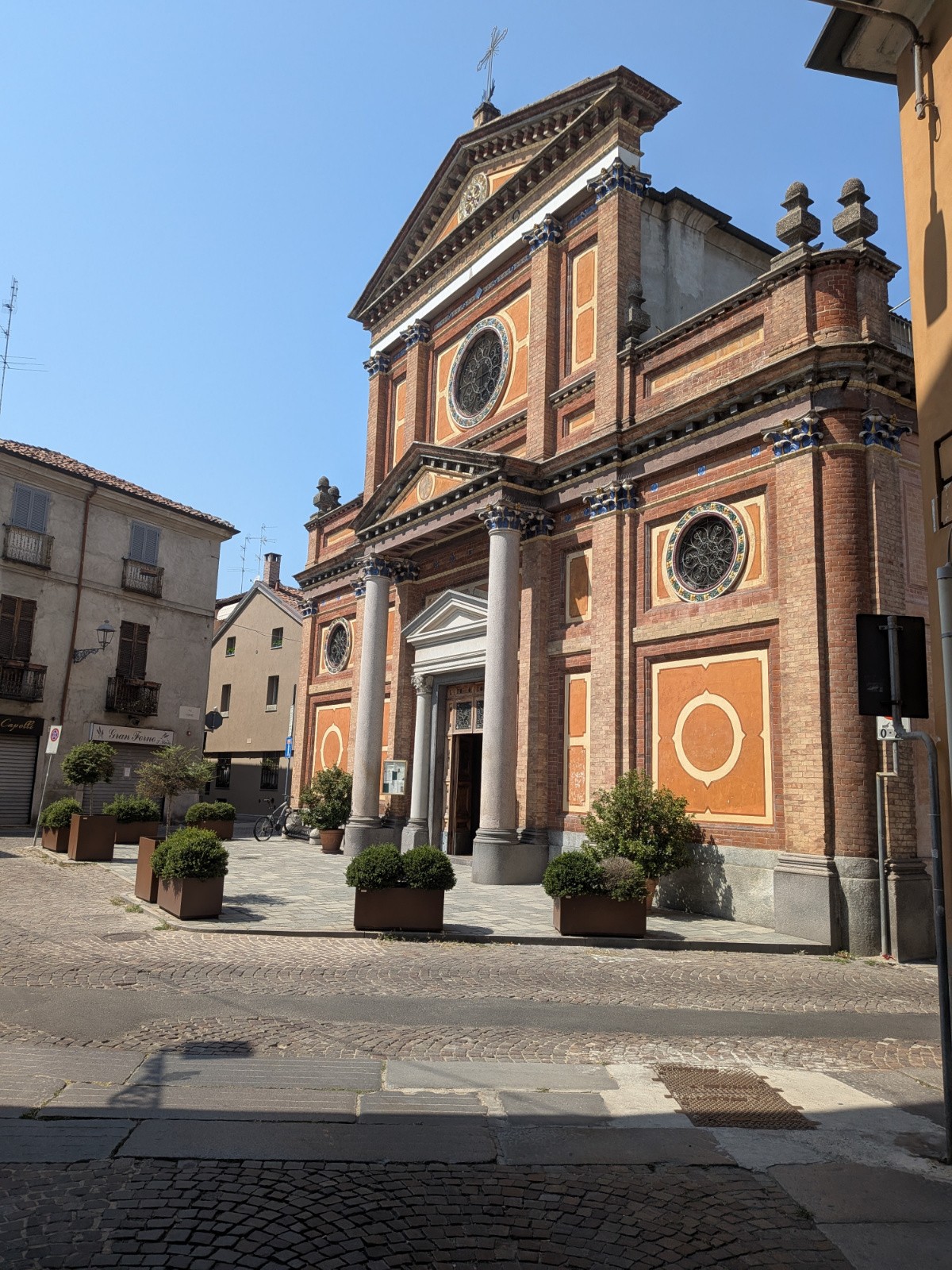 #10 Casale Casale