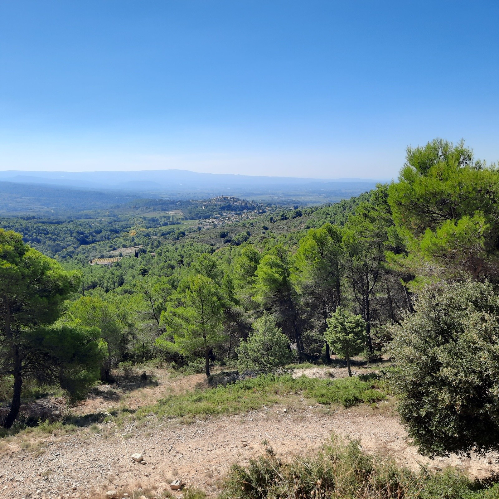 #10 J2, Beaume les Venise, en montant au col de la Madeleine J2, Beaume les Venise, en montant au col de la Madeleine