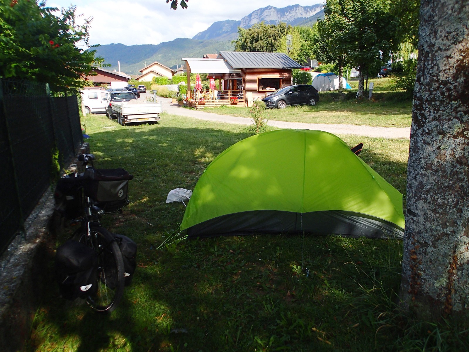 #6 Me v Me v'là installé au camping de Lugrin.