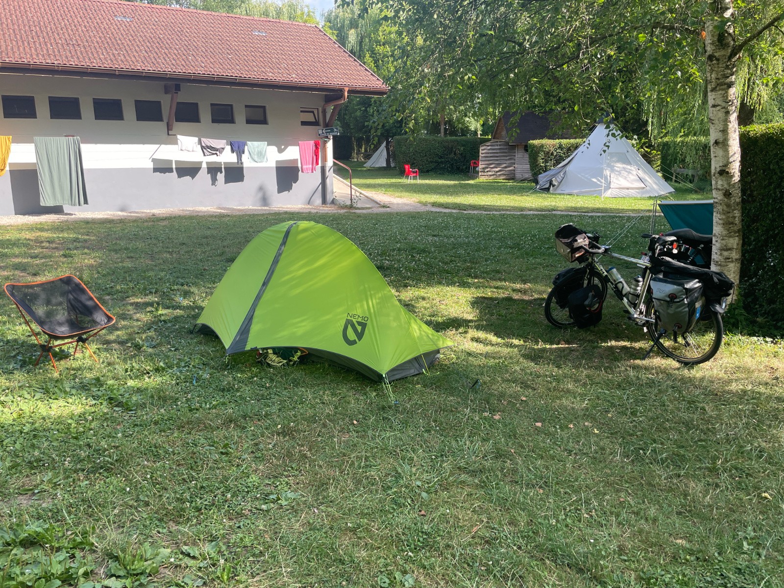 #13 Je m Je m'installe au camping...
