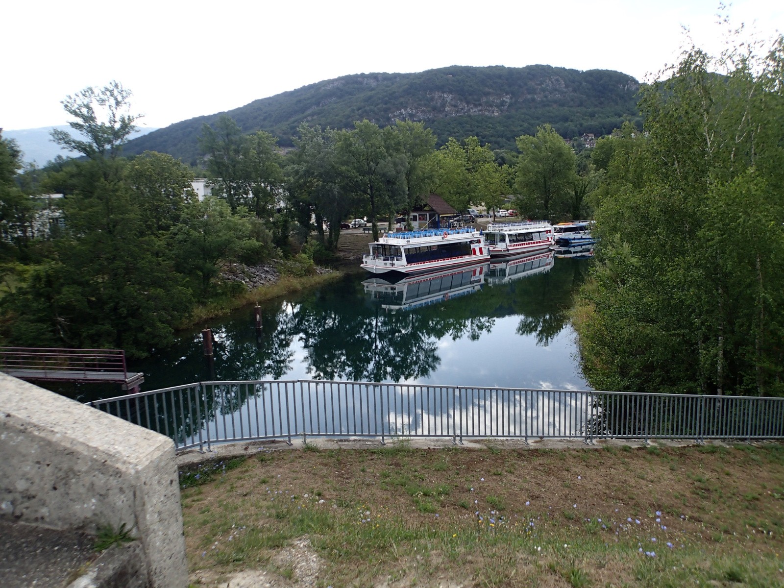 #3 Le port de Chanaz et sa jonction avec le canal du Rhône... Le port de Chanaz et sa jonction avec le canal du Rhône...