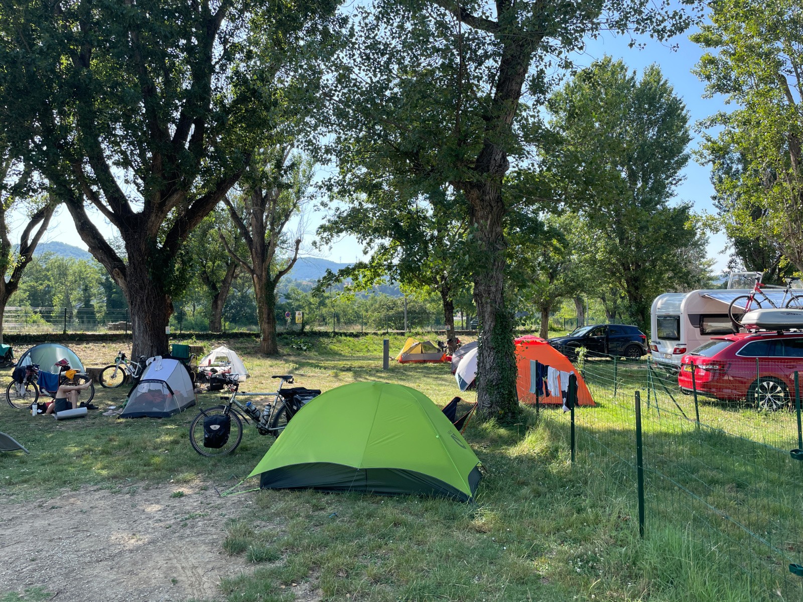 #6 Le camping de Charme sur Rhône. Le camping de Charme sur Rhône.
