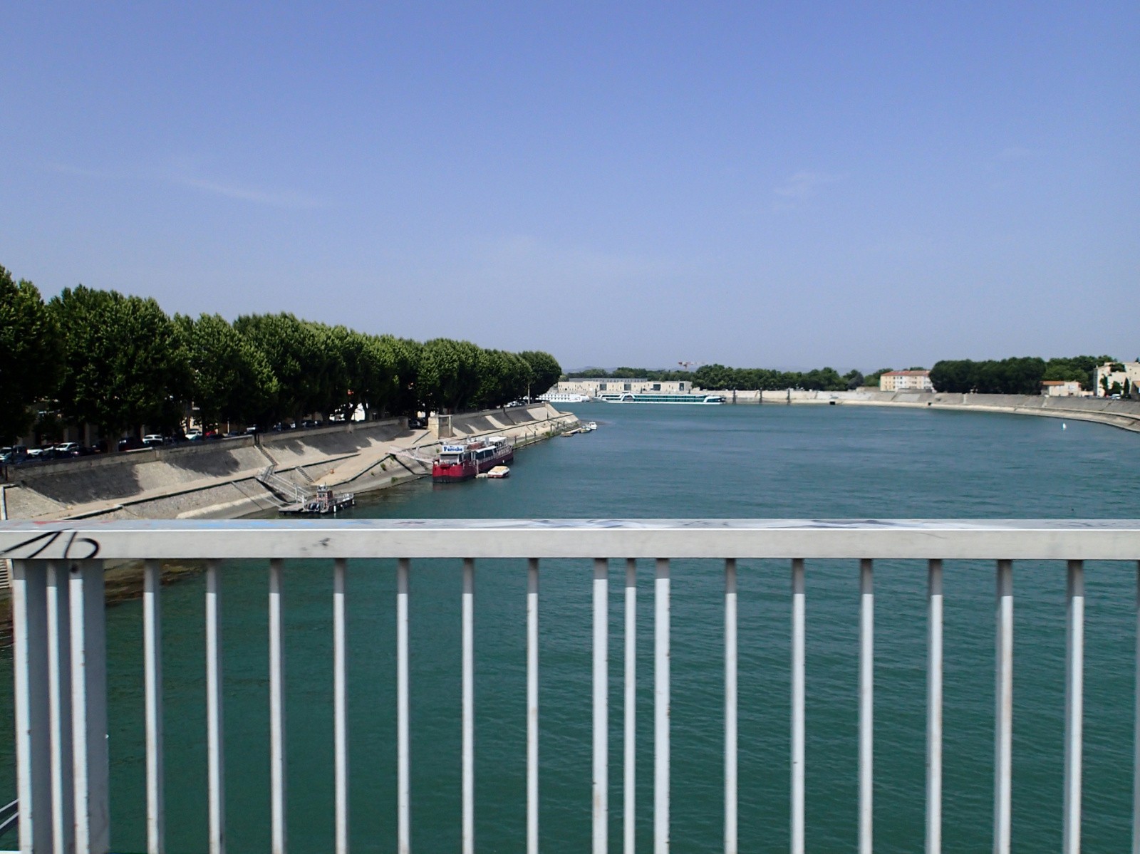 #12 Retour à Arles, je re-traverse le Rhône en direction de Beaucaire Retour à Arles, je re-traverse le Rhône en direction de Beaucaire