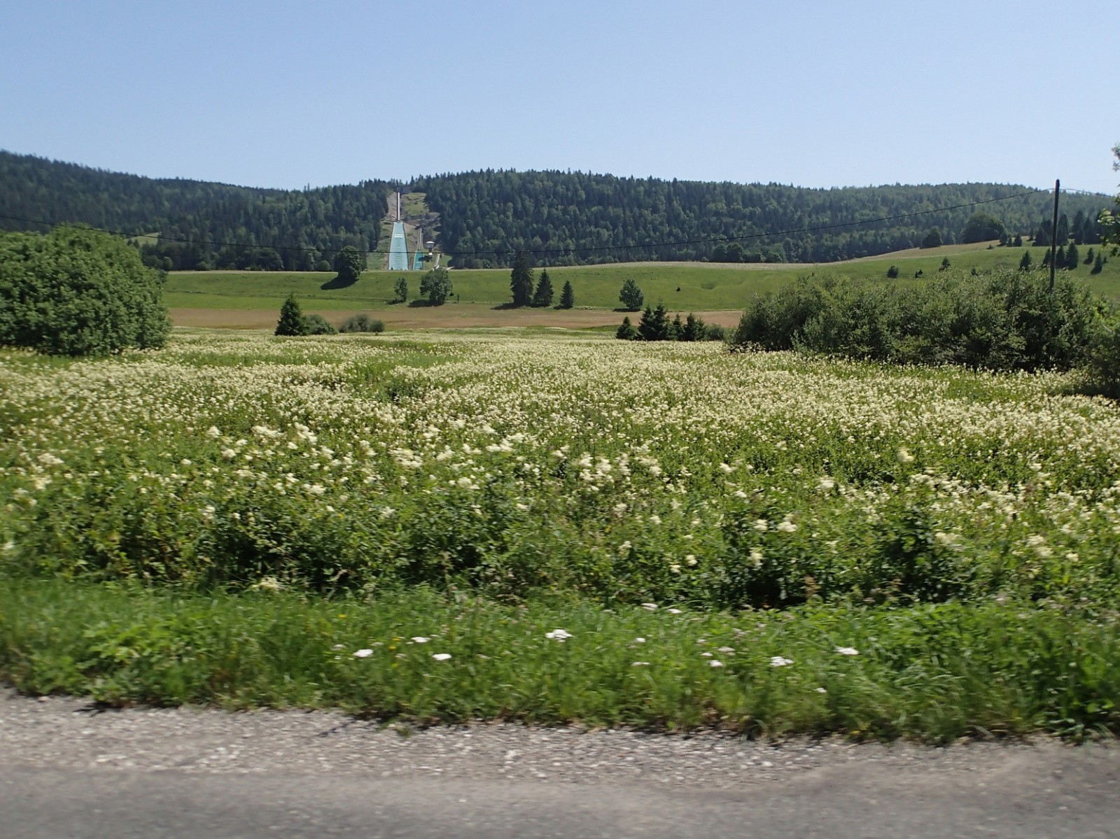 #19 Chaux Neuve et son tremplin...au milieu de nulle part ... Chaux Neuve et son tremplin...au milieu de nulle part ...