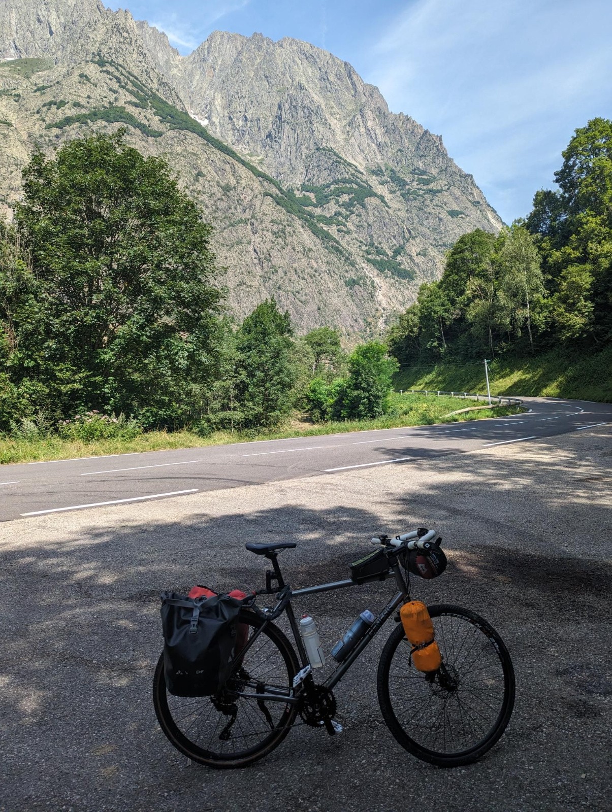 Vélo chargé