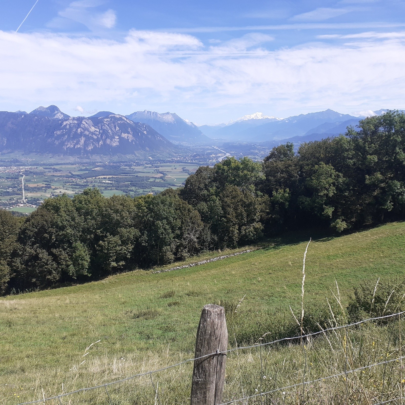 #1 Combe de Savoie et pays beauju sous bonne surveillance du Mt Blanc Combe de Savoie et pays beauju sous bonne surveillance du Mt Blanc